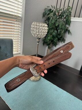 Ariat Vintage Brown Tooled Leather Western Belt size 40